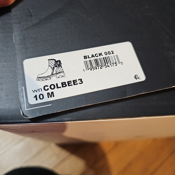 Colbe Lug Boot- Nine West NIB - Picture 5 of 6